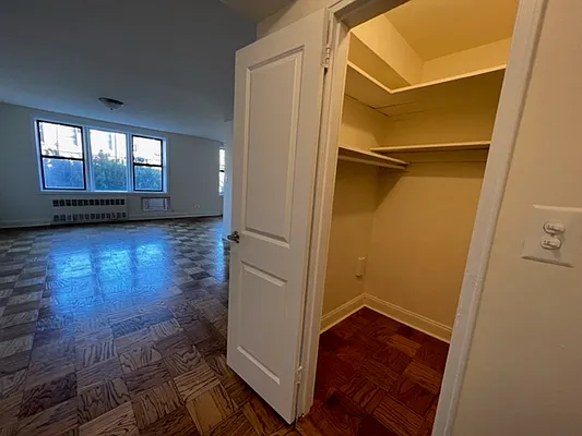 Rented by Queens Apartments Realty LLC | media 20