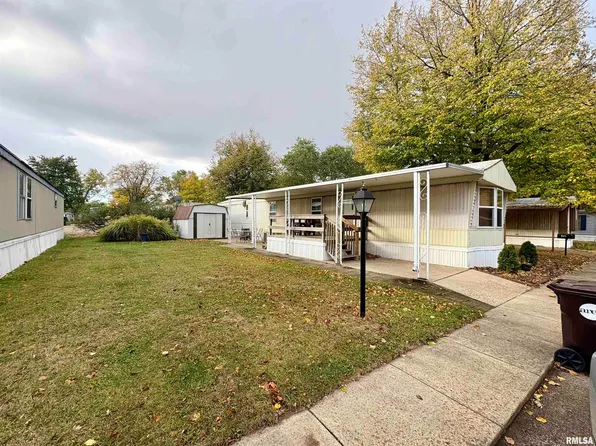 112 Hemlock Dr, Morton, IL 61550