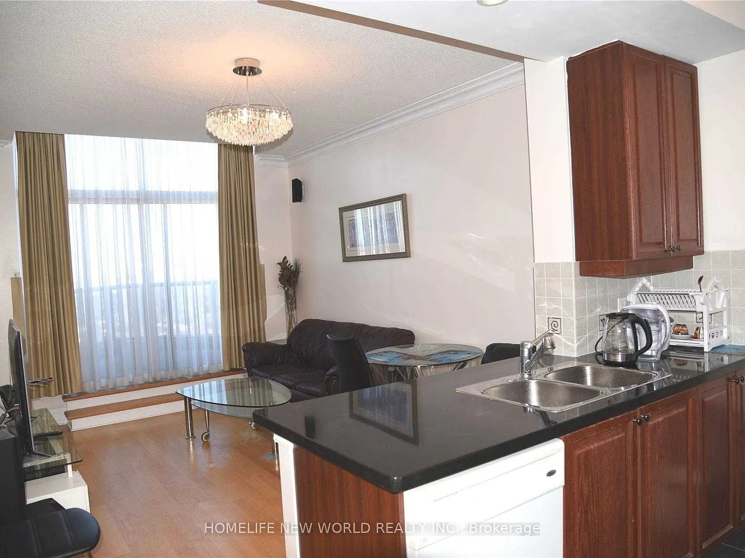 2 bed, $2,500 — Photo 3