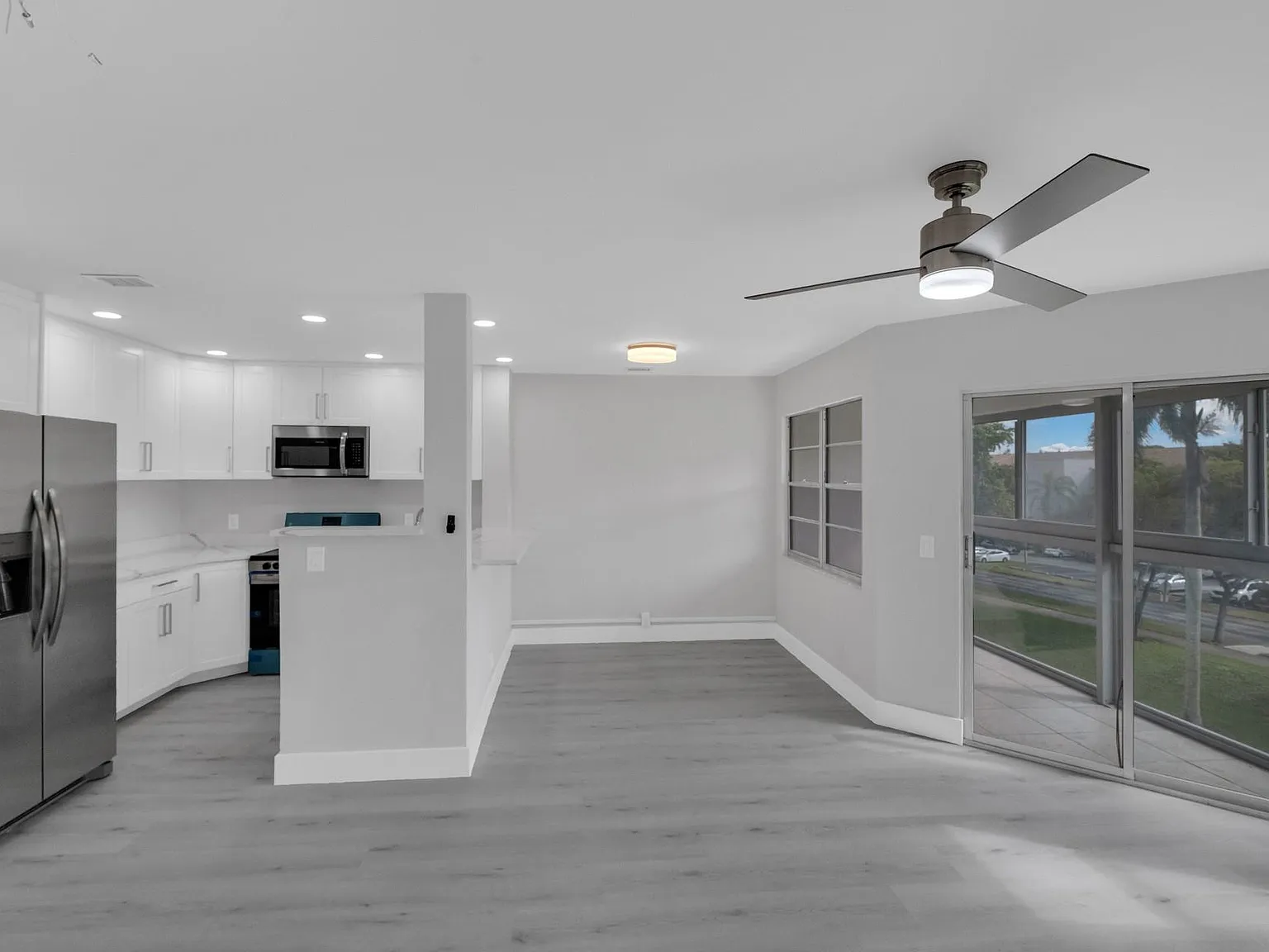 1 bed, 1.0 bath, 840 sqft, $1,750 — Photo 2