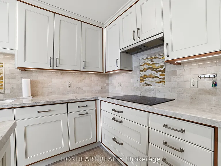 3500 Lakeshore Rd W #328C — Photo 21