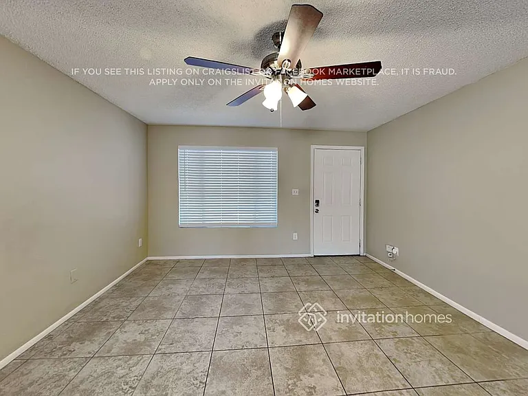 7140 W North Ln — Photo 4