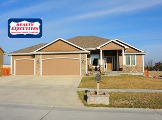 4623 S Dwight Dr, Manhattan, KS 66502
