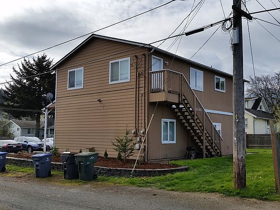 5th image of 518 S Race St