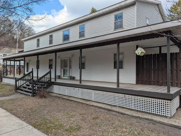 107 Center St, Michigan City, IN 46360