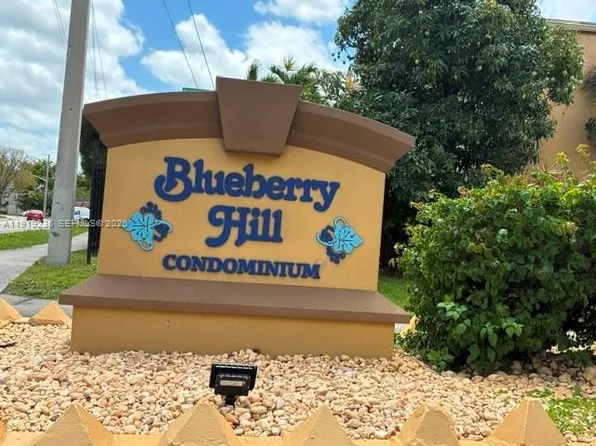 5831 Blueberry Ct #80, Fort Lauderdale, FL 33313