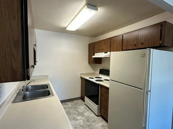 4511 Laurel St #37, Anchorage, AK 99507