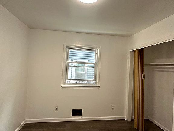 4th image of 102 Coale Ave #1