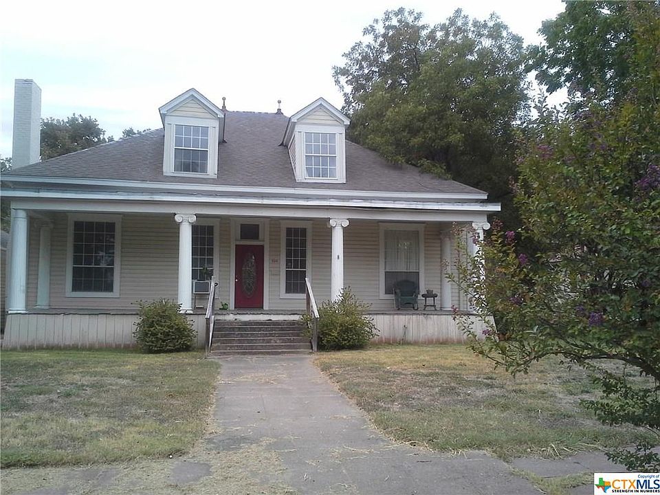 1st image of 604 W French Ave
