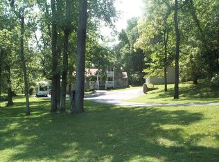 7500 Cave Creek Rd, Columbia, MO 65203