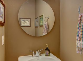 1229 Leavenworth Plz, Omaha, NE 68108
