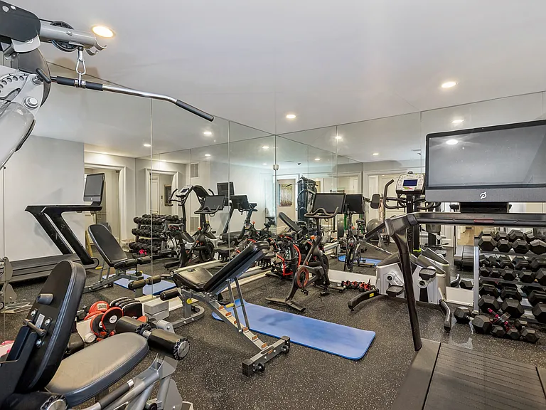 29 Wood Edge Ct — Photo 36