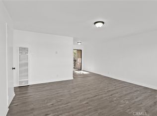 15351 Orange Ave APT 17, Paramount, CA