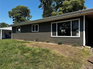 9241 Harold Dr, Saint Louis, MO 63134