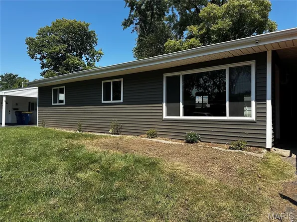 9241 Harold Dr, Saint Louis, MO 63134