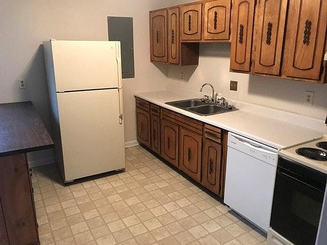 2nd image of 111 Belle Terre Dr