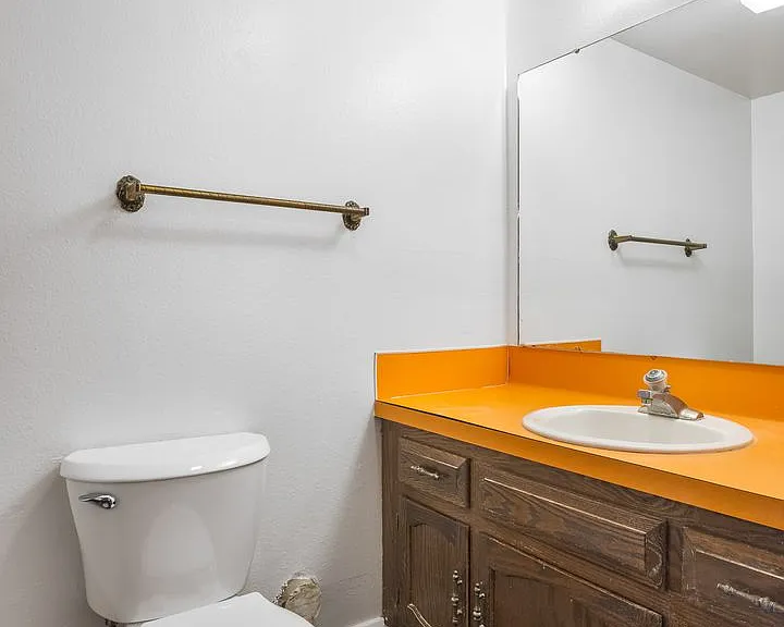 1117 Booth Dr — Photo 10
