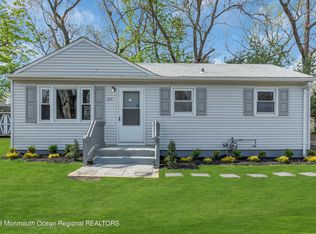 203 Sunset Ln, Howell, NJ 07731