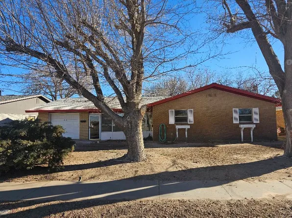 2110 Avalon Dr, Las Cruces, NM 88005