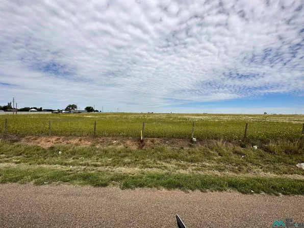 1070 Curry Rd #16, Clovis, NM 88101