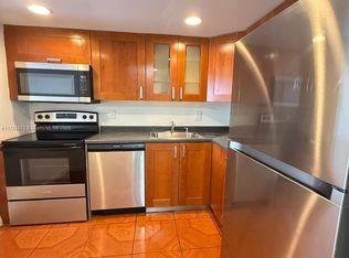 13499 Biscayne Blvd APT 1114, North Miami, FL 33181