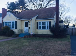 22 Ardmore Rd, Manchester, CT 06040