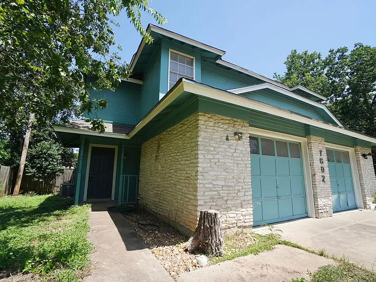 7602 Woodstone Cv #A — Photo 3