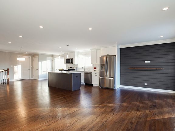 4th image of 595 Cordial Dr