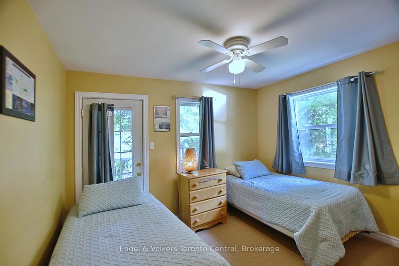 Wasaga Beach House for rent - 3 Bedrooms — photo 18