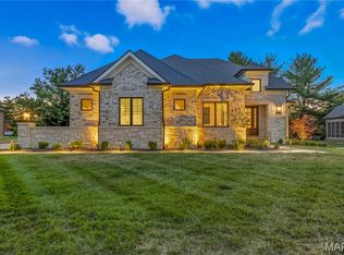 1131 Enclave Ct, Saint Louis, MO