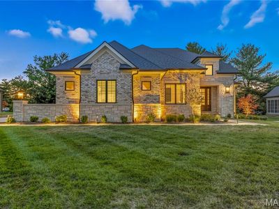 1131 Enclave Ct, Saint Louis, MO, 63131