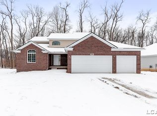 1086 Preservation Dr, Tecumseh, MI 49286