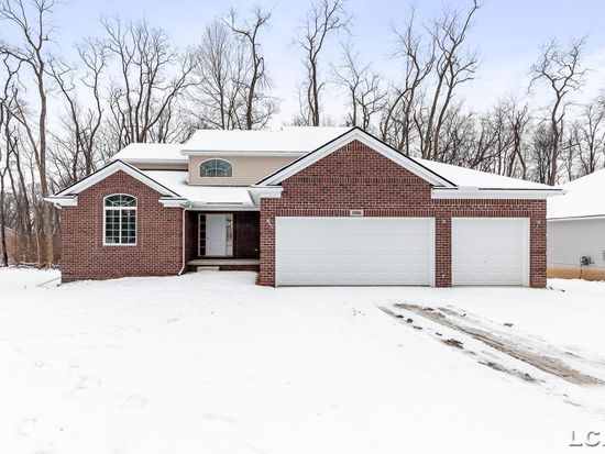 1086 Preservation Dr, Tecumseh, MI 49286