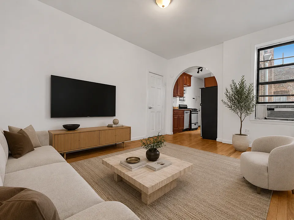 190 S 8th St #41