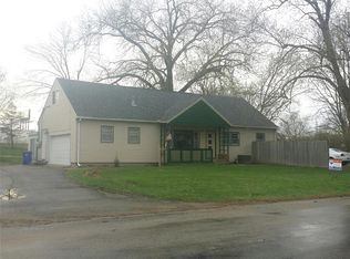 3125 12th Ave SW, Cedar Rapids, IA 52404