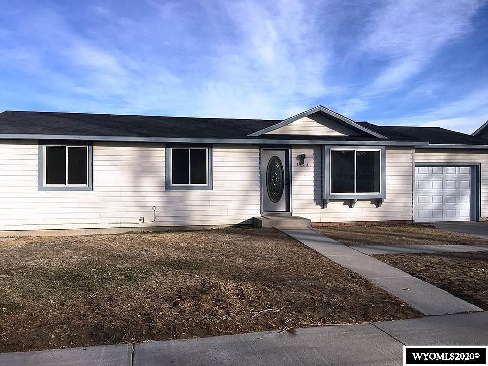 1st image of 1103 Woodridge Dr