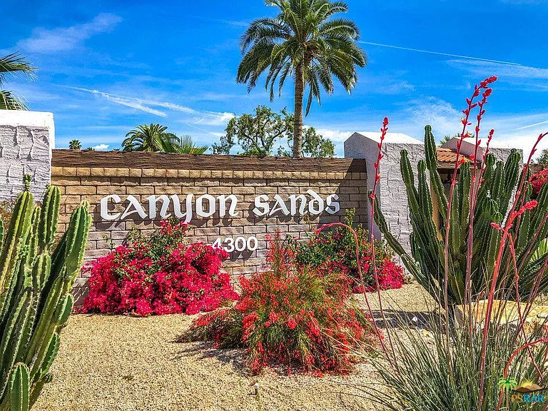 2350 E Miramonte Cir #E — Photo 3