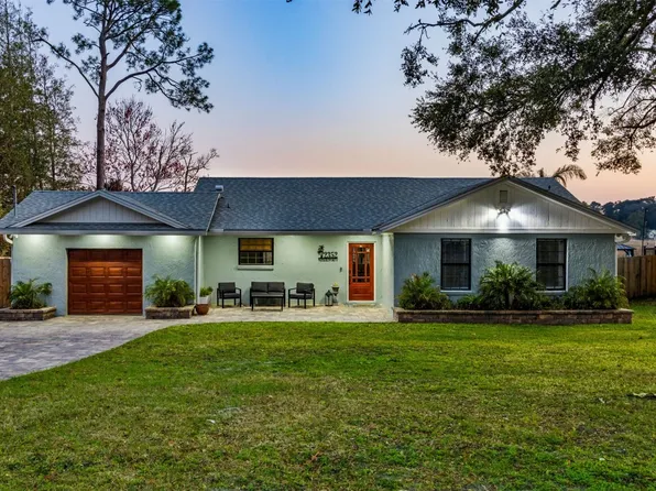 2352 Water Bluff Dr, Jacksonville, FL 32218