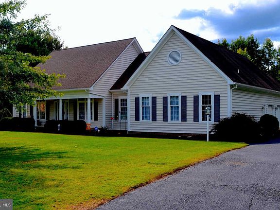 3rd image of 11904 Powder Mill Ct
