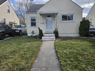 24501 Notre Dame St, Dearborn, MI, 48124