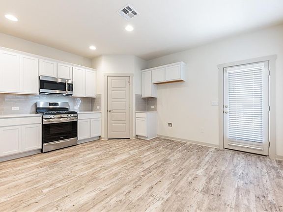 5th image of 8304 Mimi Ln