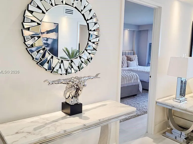 5151 Collins Ave #726 — Photo 18
