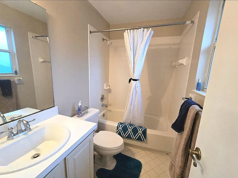 8995 Bensalem Dr — Photo 20