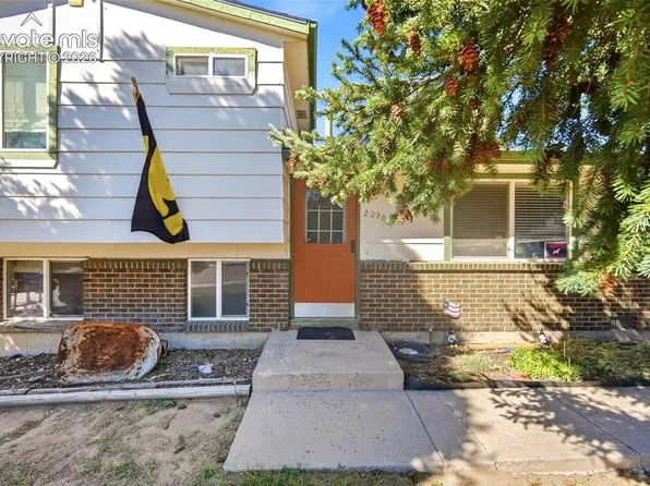 2220 Shawnee Dr, Colorado Springs, CO 80915