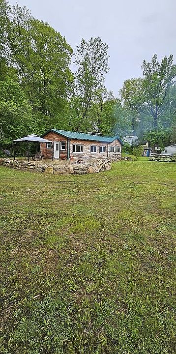 1st image of 2500 Bluff Dr