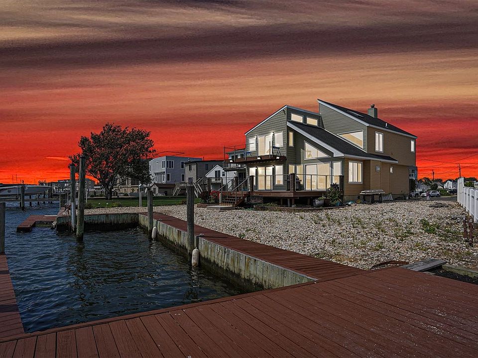 324 W Lido Promenade, Lindenhurst, NY 11757 Zillow