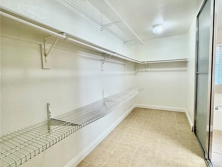 6076 Brookside Way — Photo 16