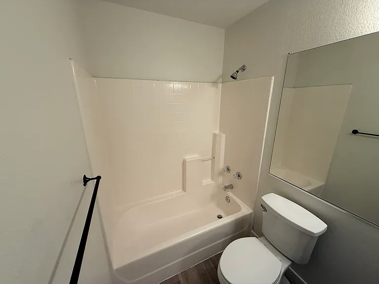 12419 N 41st Ave — Photo 4