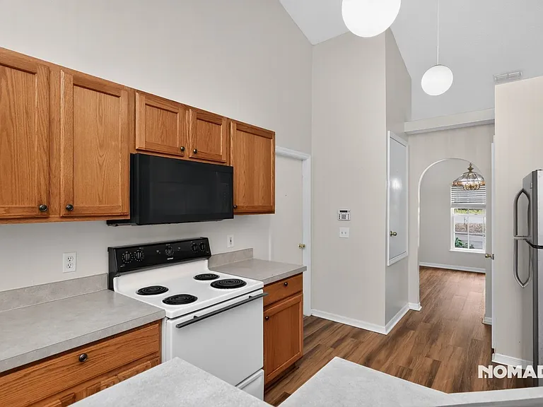 14169 Spring Hill Dr — Photo 10