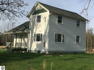 11990 E Millbrook Rd, Shepherd, MI 48883